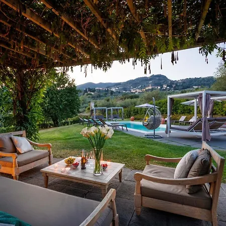 Casa Santo Al Borghetto * カパンノリ